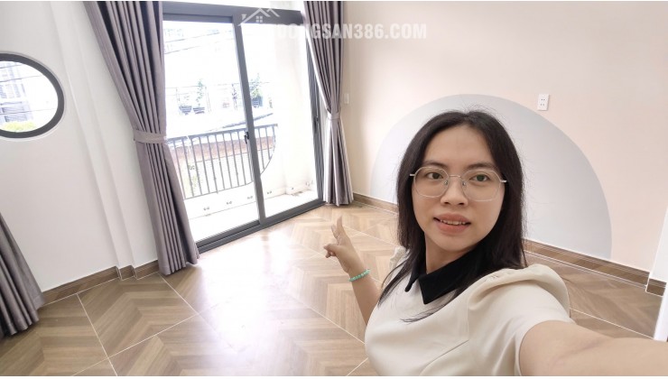 Sát Tân Hương Tân Phú, nhà 52m2 full nội thất, ô tô đổ cửa chỉ nhỉnh 5Đ
